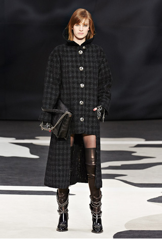 Chanel (source: http://www.designscene.net/wp-content/uploads/2013/03/Chanel-Fall-Winter-2013.14-Womenswear-Collection-01a.jpg)